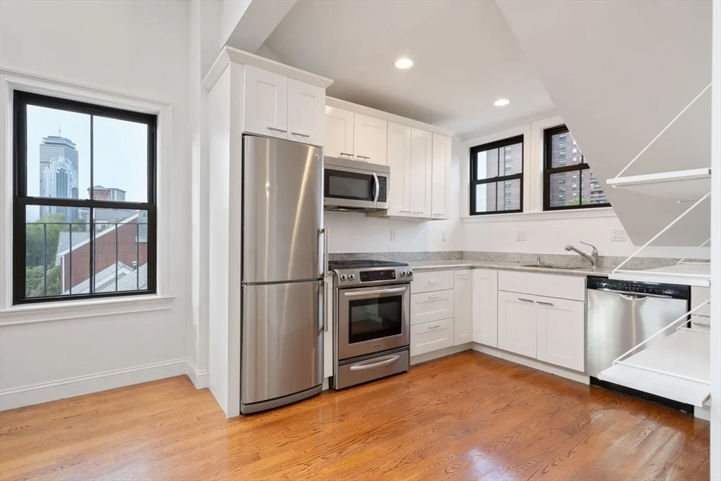 2 bed, 1 bath apartment for rent at 83 W Brookline St Unit 3, South End — photo 1 of 17