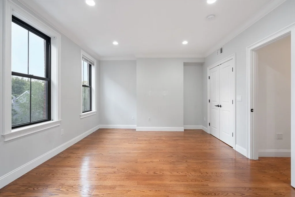 2 bed, 1 bath apartment for rent at 83 W Brookline St Unit 3, South End — photo 7 of 17