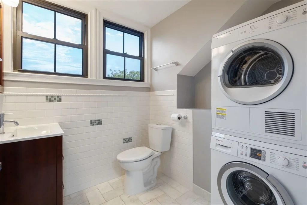 2 bed, 1 bath apartment for rent at 83 W Brookline St Unit 3, South End — photo 6 of 17