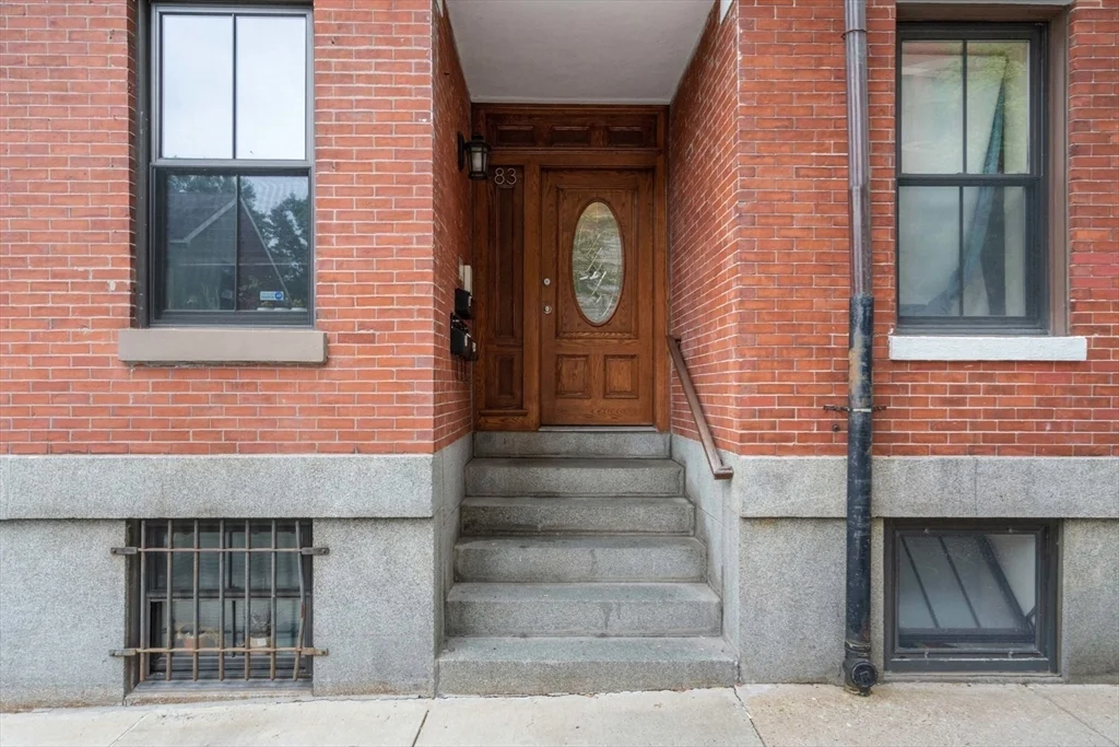2 bed, 1 bath apartment for rent at 83 W Brookline St Unit 3, South End — photo 15 of 17