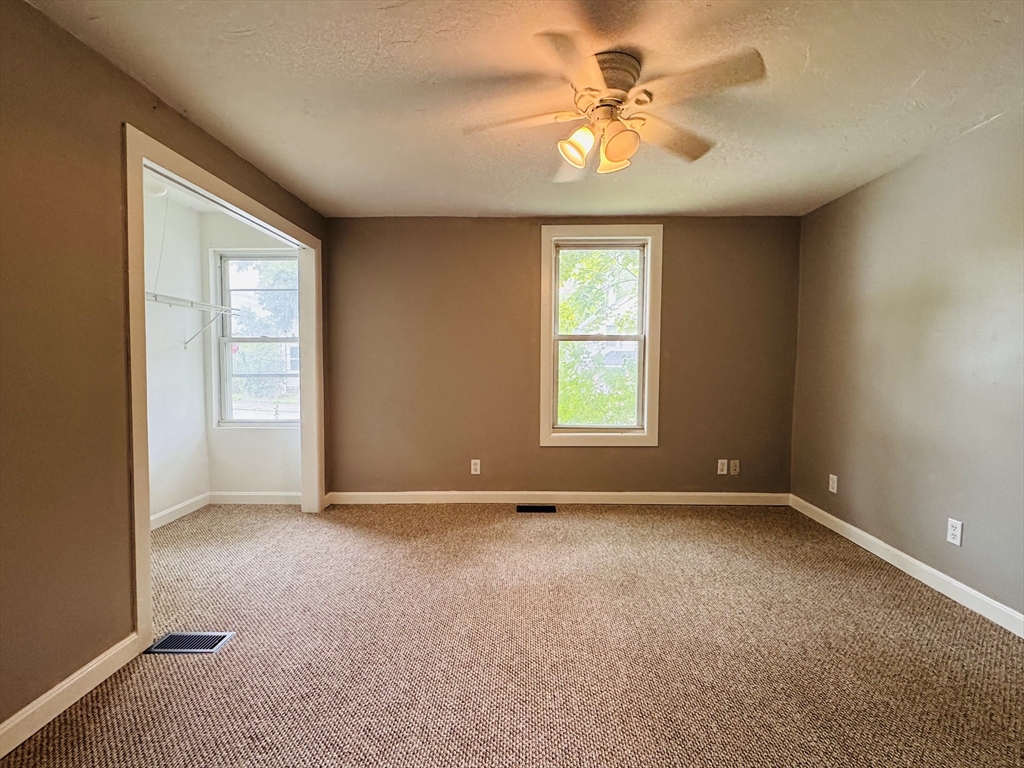 3 bed, 1 bath apartment for rent at 83 W Grove St Unit 1, Middleboro — photo 7 of 11