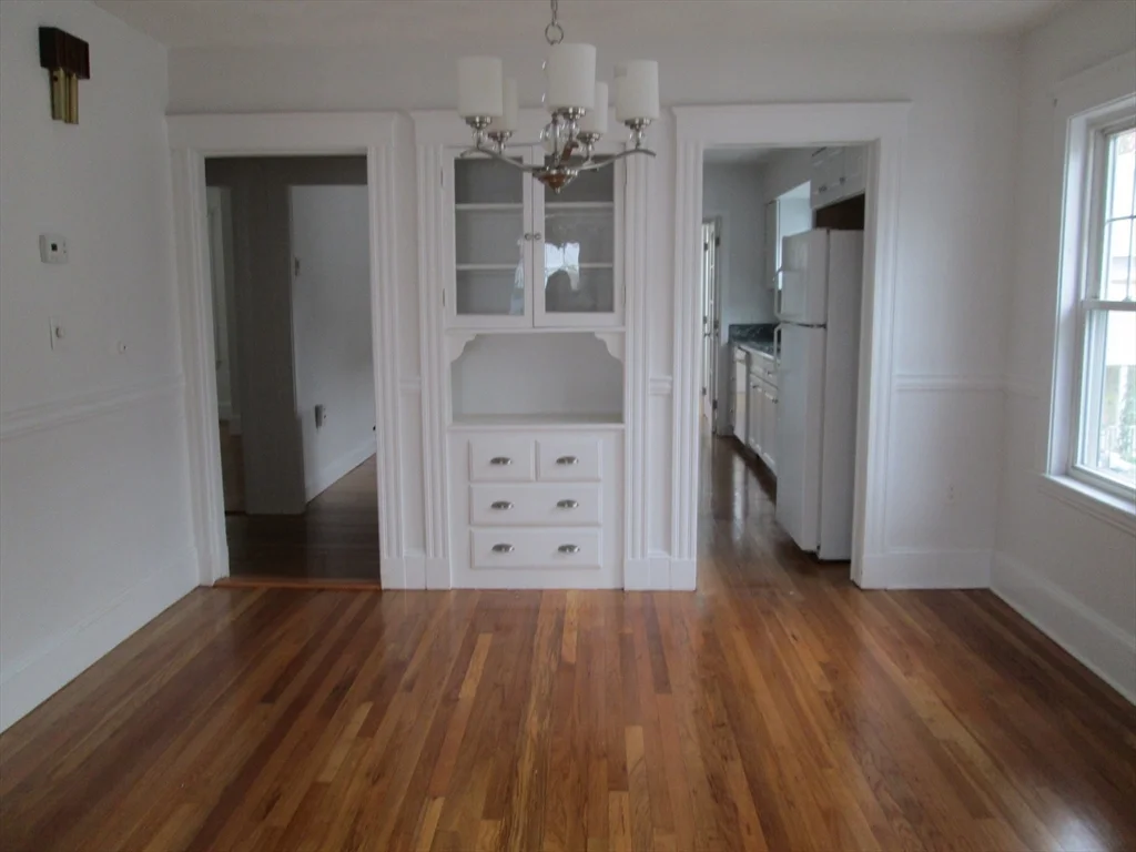 2 bed, 1 bath apartment for rent at 83 Webster St Unit 83, Arlington — photo 3 of 17