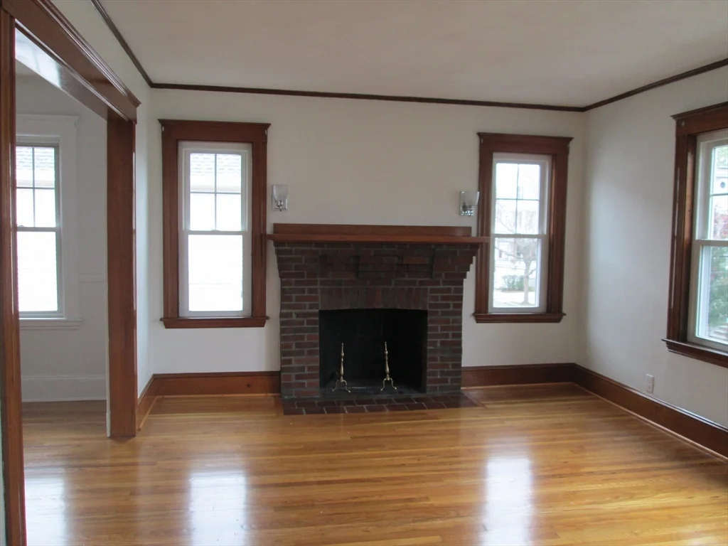 2 bed, 1 bath apartment for rent at 83 Webster St Unit 83, Arlington — photo 1 of 17