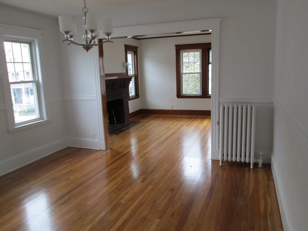 2 bed, 1 bath apartment for rent at 83 Webster St Unit 83, Arlington — photo 2 of 17