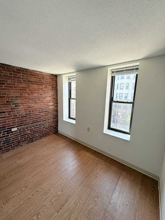 4 bed, 2 bath apartment for rent at 83 Westland Ave Unit 301, Fenway — photo 17 of 17
