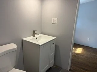 3 bed, 2 bath apartment for rent at 83 Woodridge Rd, Duxbury — photo 15 of 20