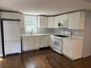 3 bed, 2 bath apartment for rent at 83 Woodridge Rd, Duxbury — photo 7 of 20
