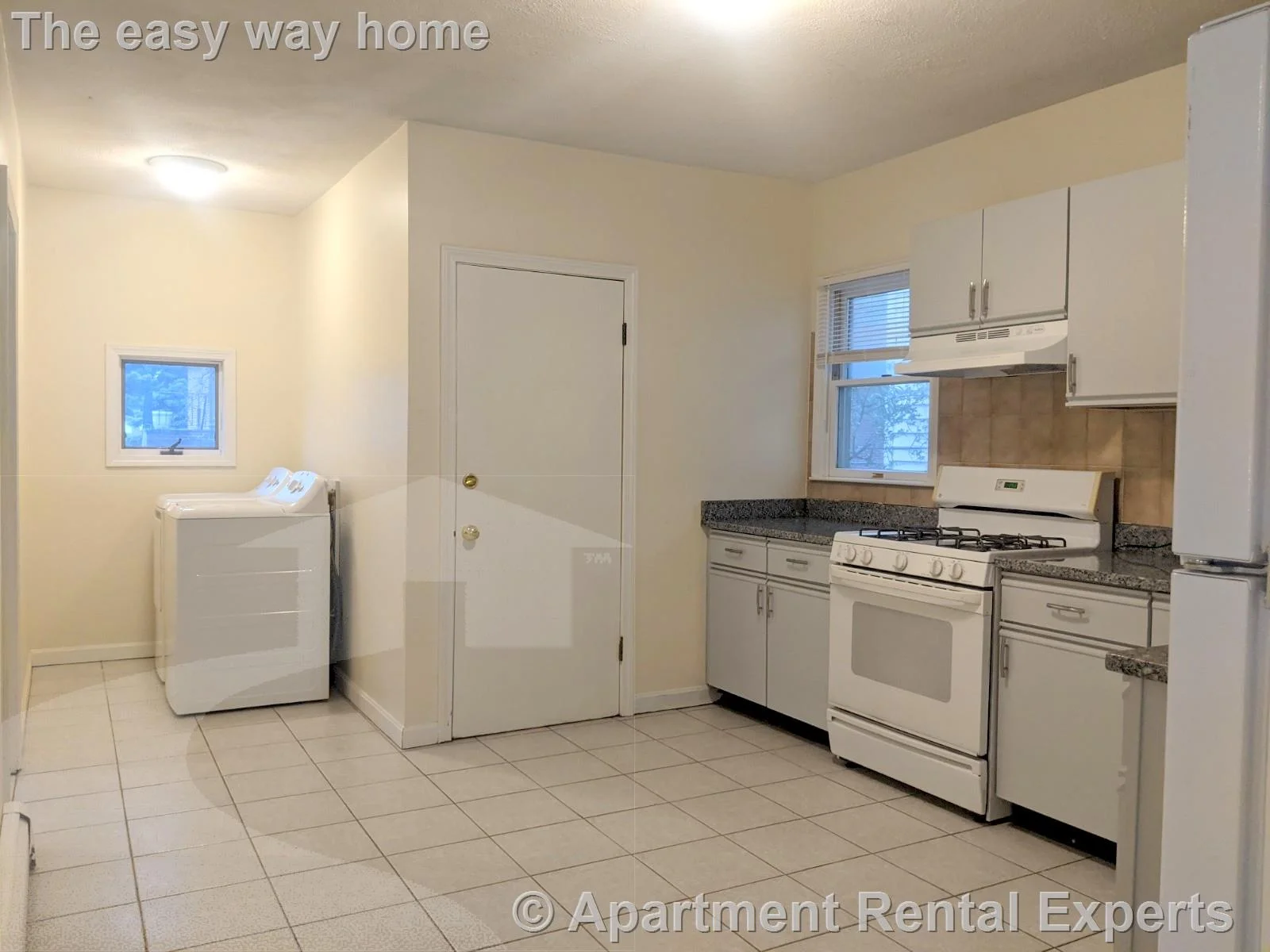 3 bed, 1 bath apartment for rent at 83 Yorktown St Unit 1, Teele Square — photo 1 of 23