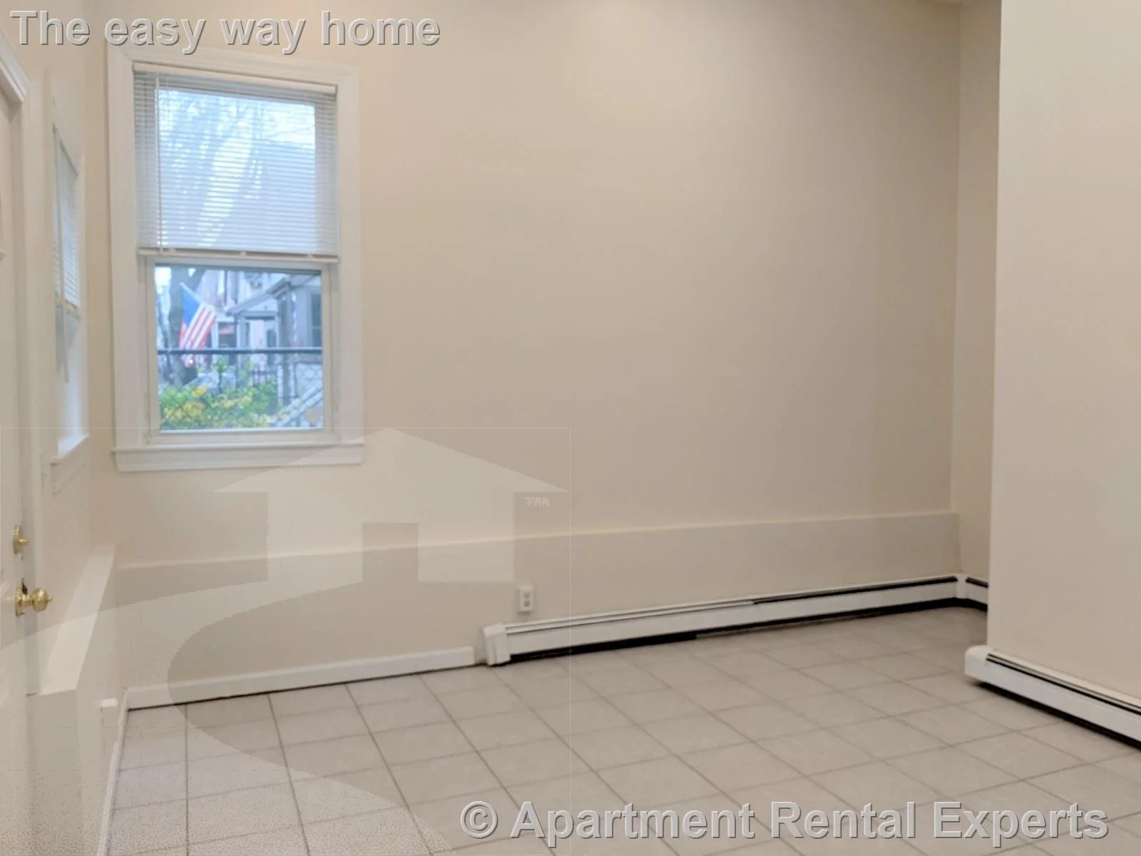 3 bed, 1 bath apartment for rent at 83 Yorktown St Unit 1, Teele Square — photo 5 of 23