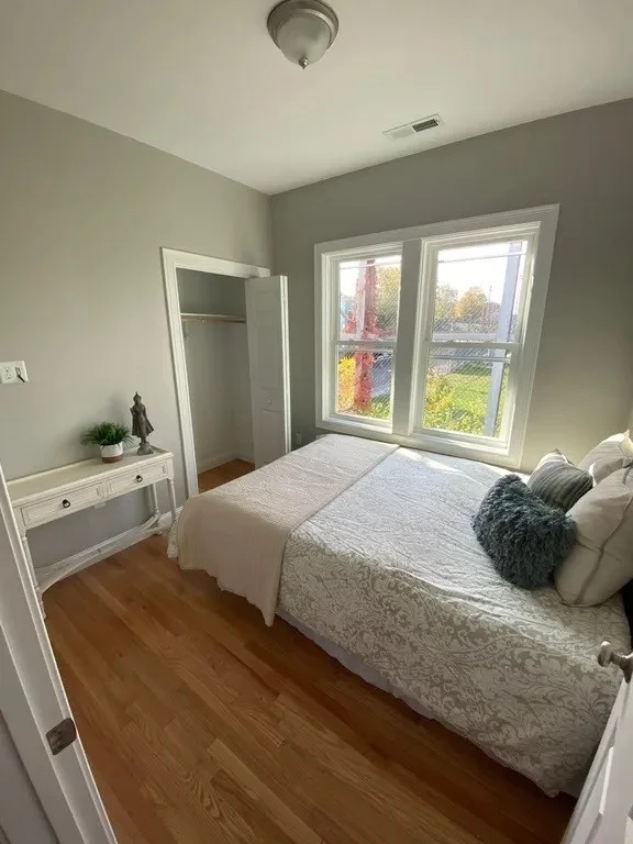 3 bed, 2 bath apartment for rent at 830 2nd St Unit 2, South Boston — photo 8 of 11