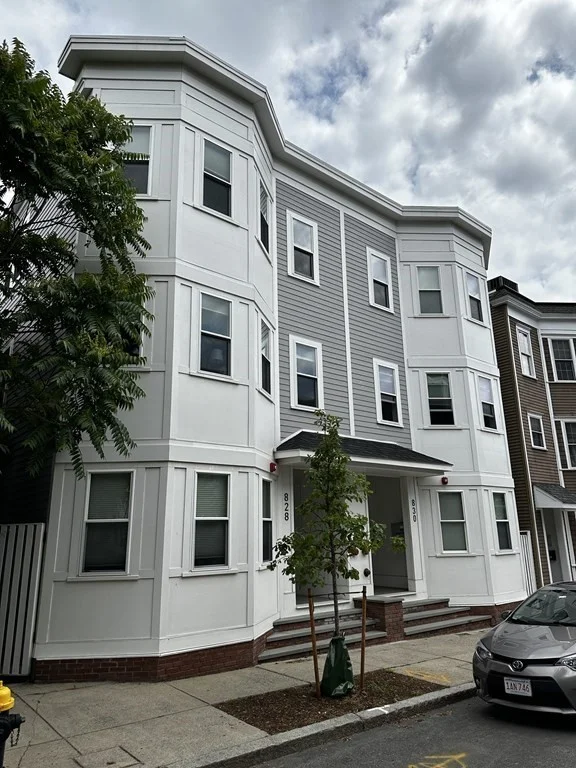 3 bed, 2 bath apartment for rent at 830 2nd St Unit 2, South Boston