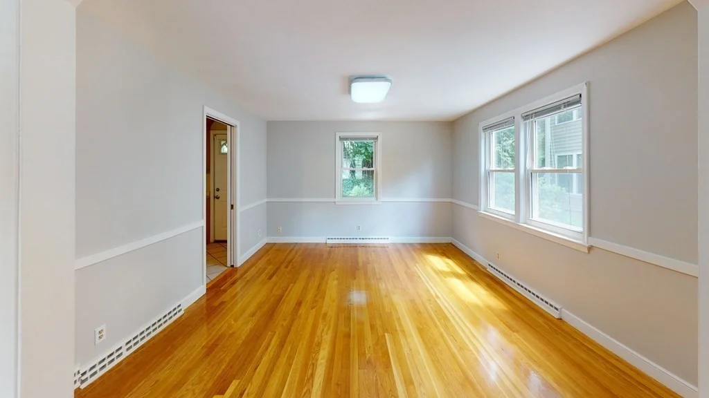 4 bed, 2 bath apartment for rent at 831 Lagrange St, West Roxbury — photo 3 of 10