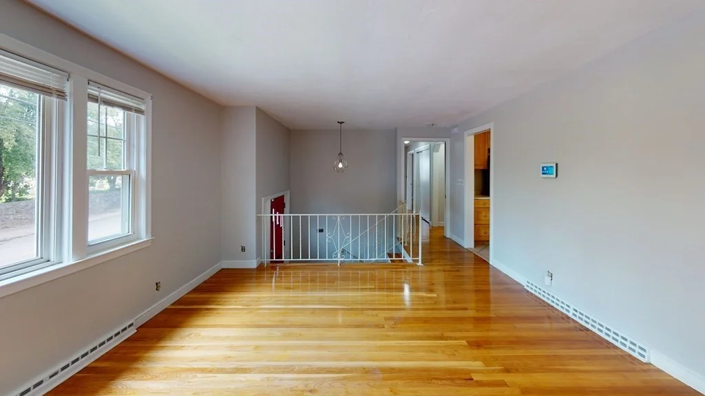 4 bed, 2 bath apartment for rent at 831 Lagrange St, West Roxbury — photo 4 of 10