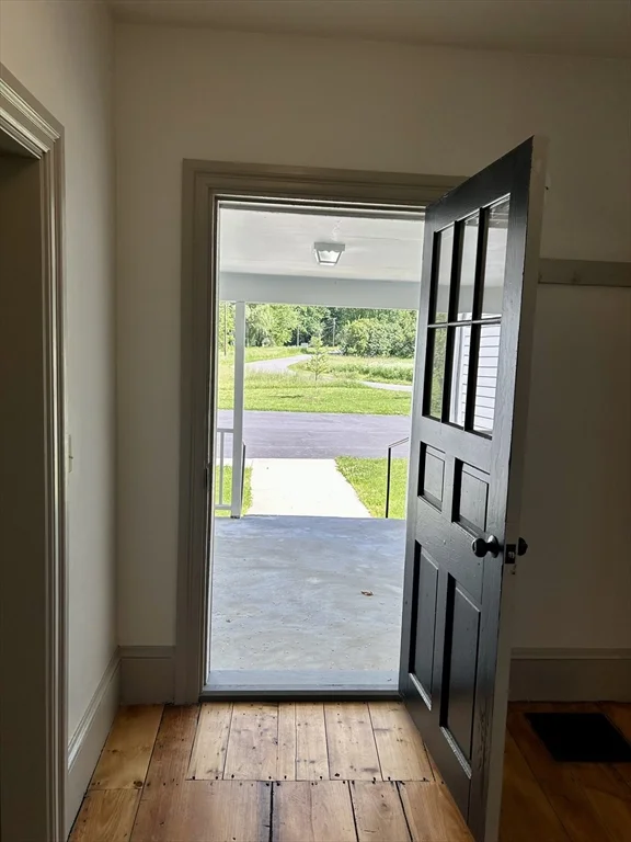 4 bed, 3 bath apartment for rent at 831 Lexington Rd, Concord — photo 10 of 23