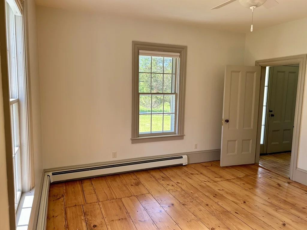 4 bed, 3 bath apartment for rent at 831 Lexington Rd, Concord — photo 4 of 23