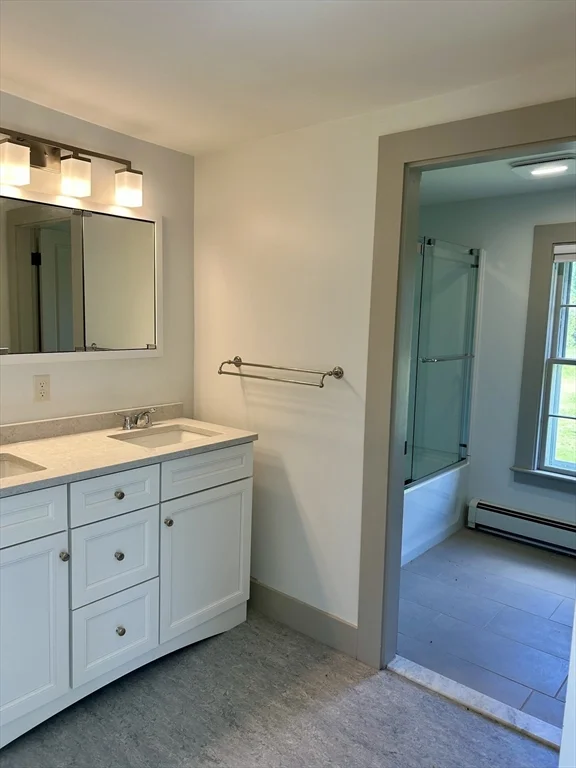 4 bed, 3 bath apartment for rent at 831 Lexington Rd, Concord — photo 19 of 23