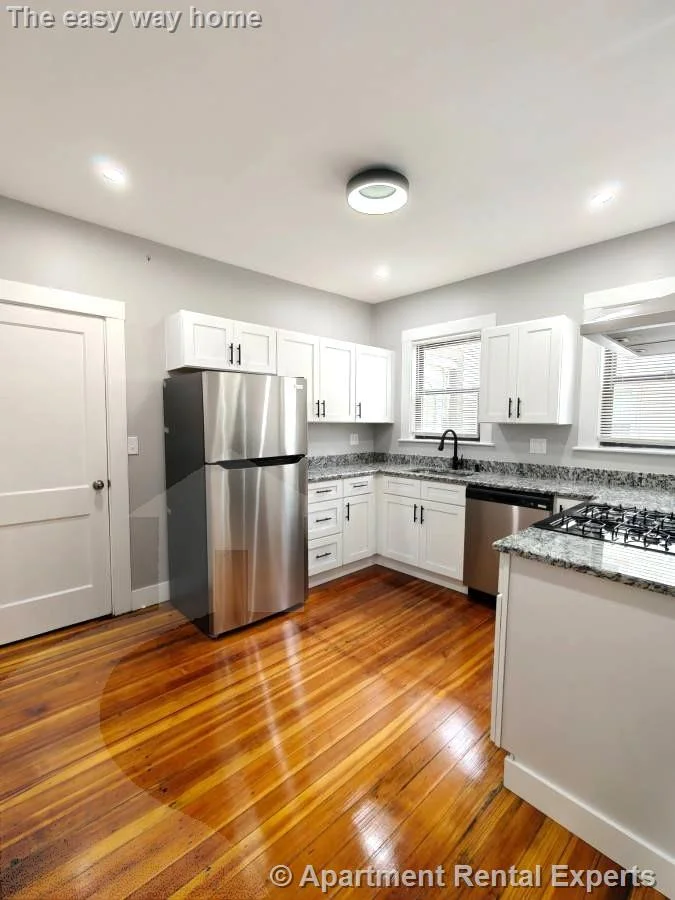 3 bed, 1 bath apartment for rent at 832 Fellsway, Wellington — photo 1 of 8
