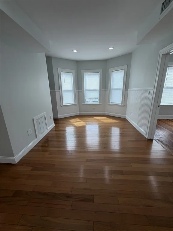 3 bed, 1 bath apartment for rent at 832 Montello St Unit 3, Brockton — photo 9 of 12