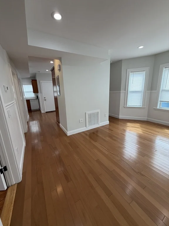 3 bed, 1 bath apartment for rent at 832 Montello St Unit 3, Brockton — photo 10 of 12