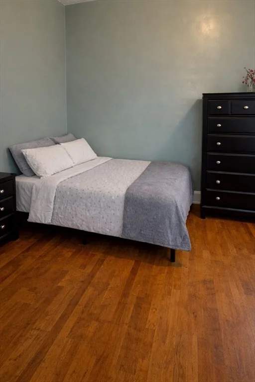 3 bed, 1 bath apartment for rent at 832 Washington St Unit 3, Dorchester — photo 3 of 14