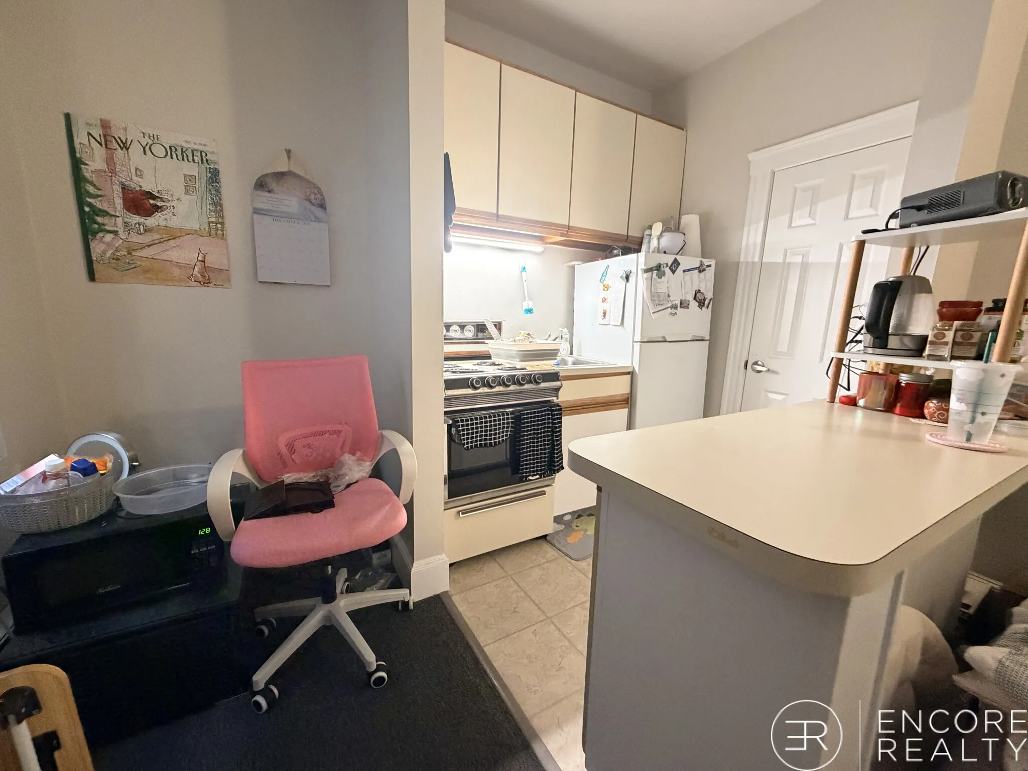 Studio bed, 1 bath apartment for rent at 833 Beacon St Unit 103, Fenway — photo 4 of 16