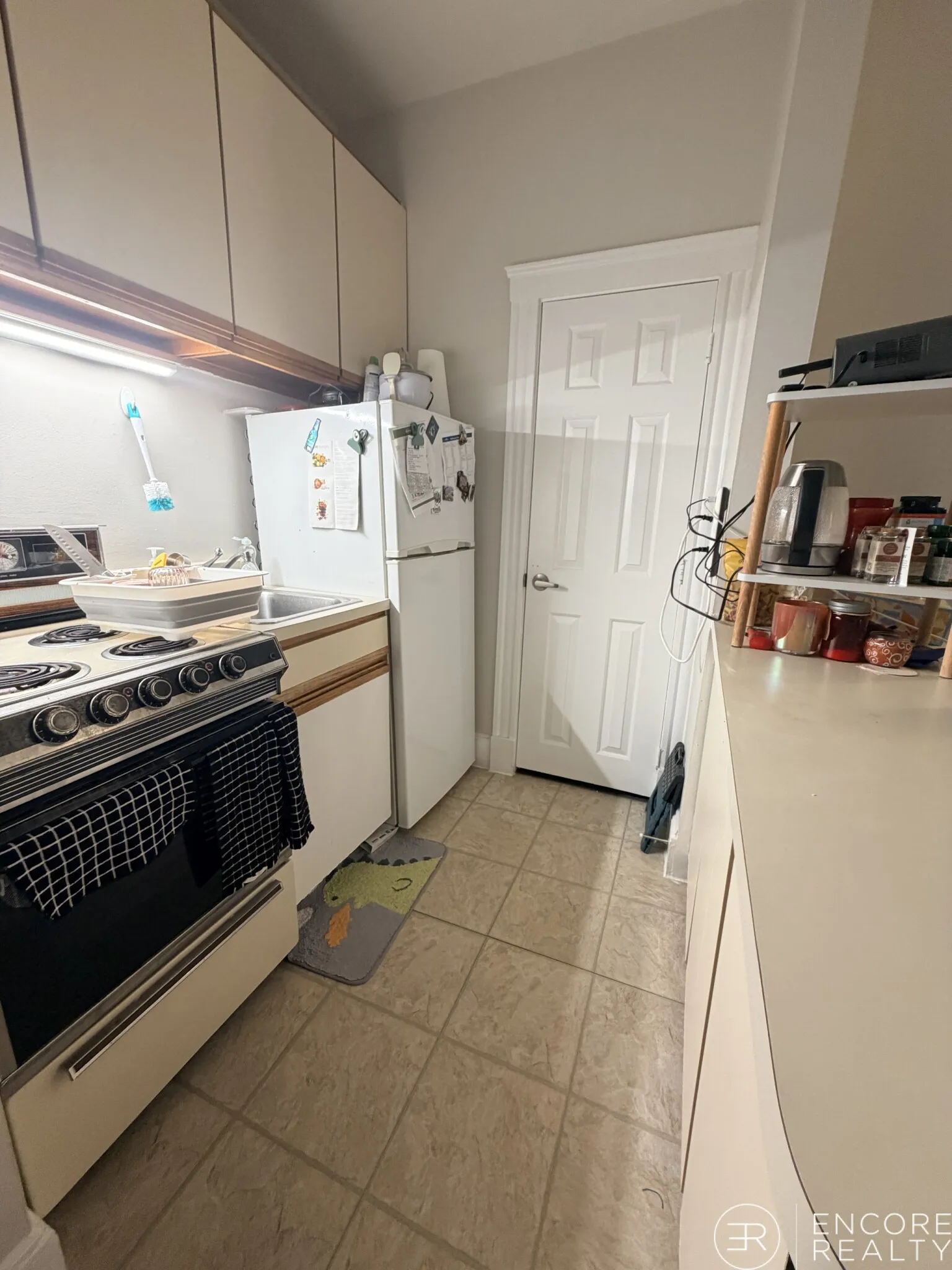 Studio bed, 1 bath apartment for rent at 833 Beacon St Unit 103, Fenway — photo 5 of 16