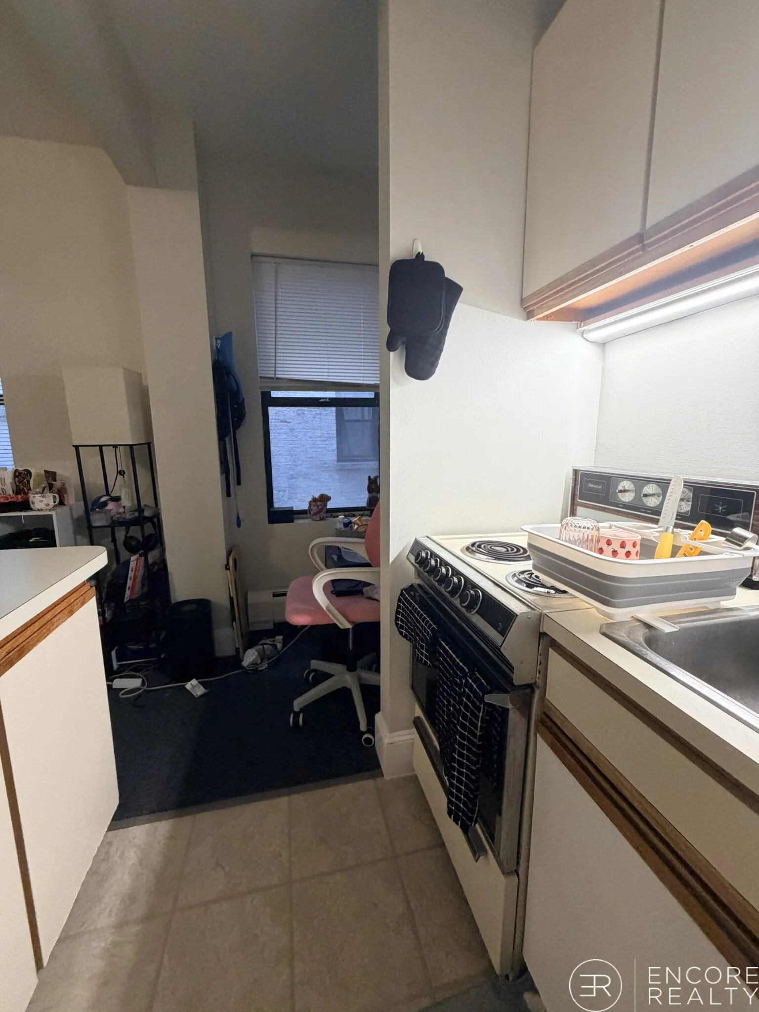 Studio bed, 1 bath apartment for rent at 833 Beacon St Unit 103, Fenway — photo 6 of 16