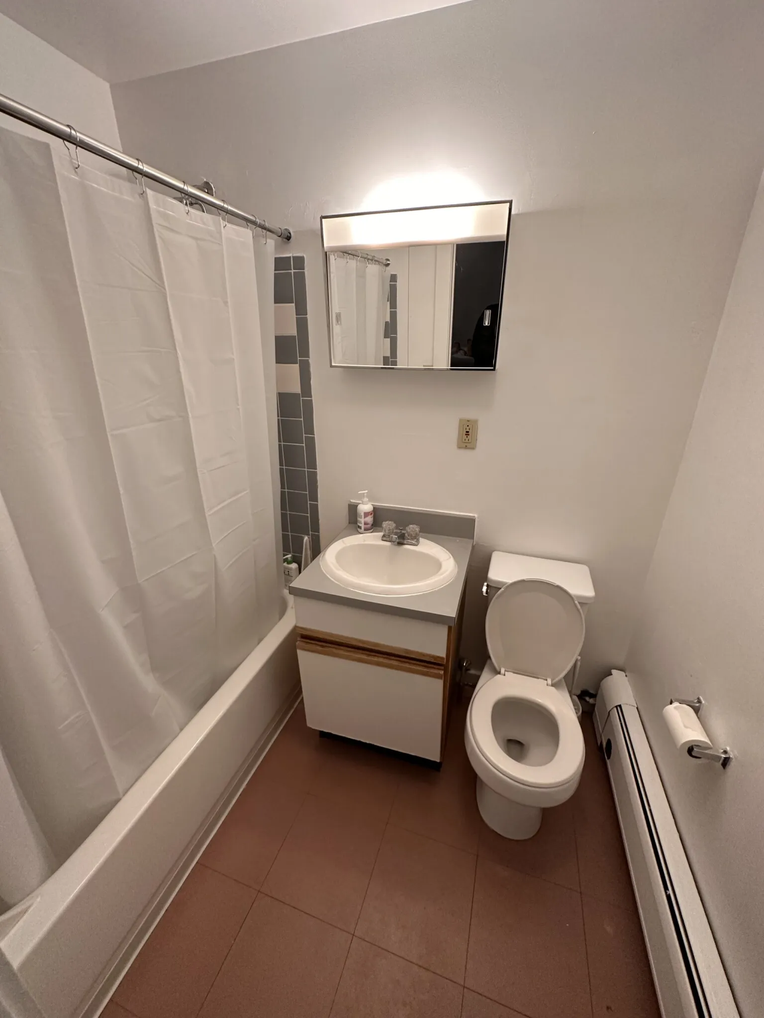 Studio bed, 1 bath apartment for rent at 833 Beacon St Unit 203, Fenway — photo 17 of 23