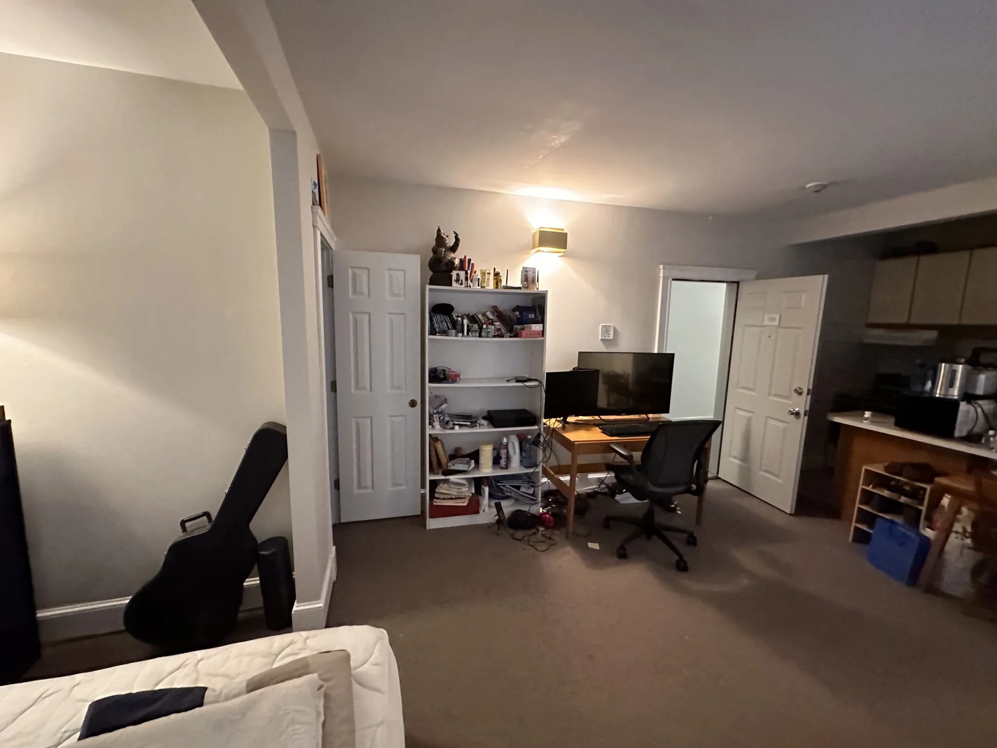Studio bed, 1 bath apartment for rent at 833 Beacon St Unit 203, Fenway — photo 12 of 23