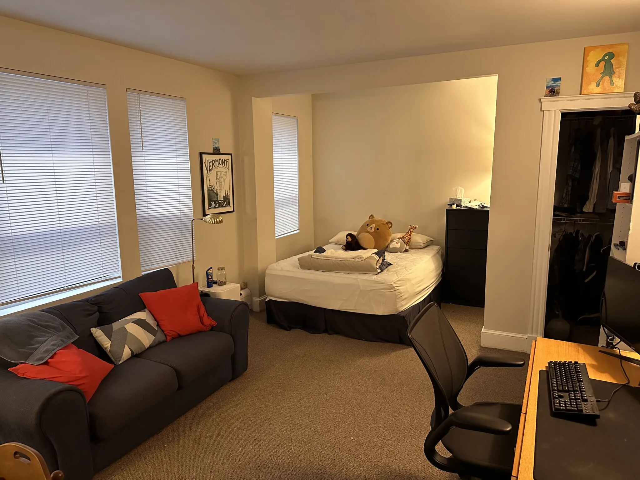 Studio bed, 1 bath apartment for rent at 833 Beacon St Unit 203, Fenway — photo 6 of 23