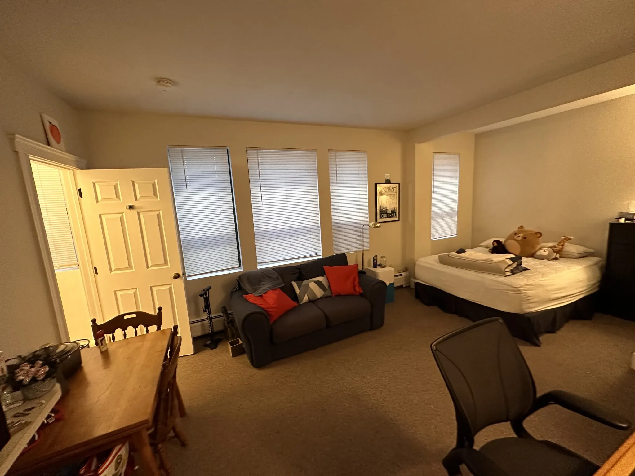 Studio bed, 1 bath apartment for rent at 833 Beacon St Unit 203, Fenway — photo 9 of 23