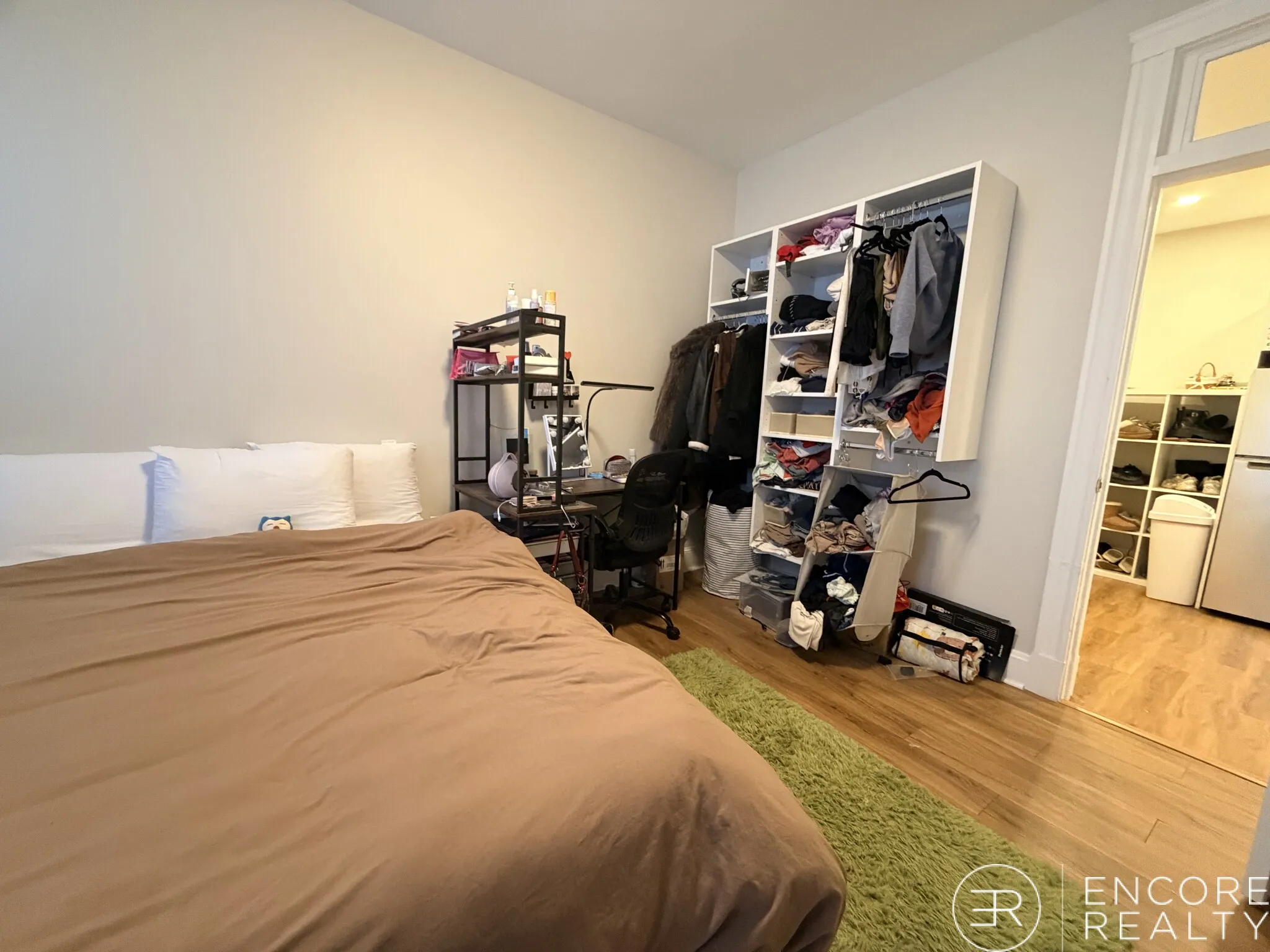3 bed, 1 bath apartment for rent at 833 Beacon St Unit 204, Fenway — photo 11 of 33