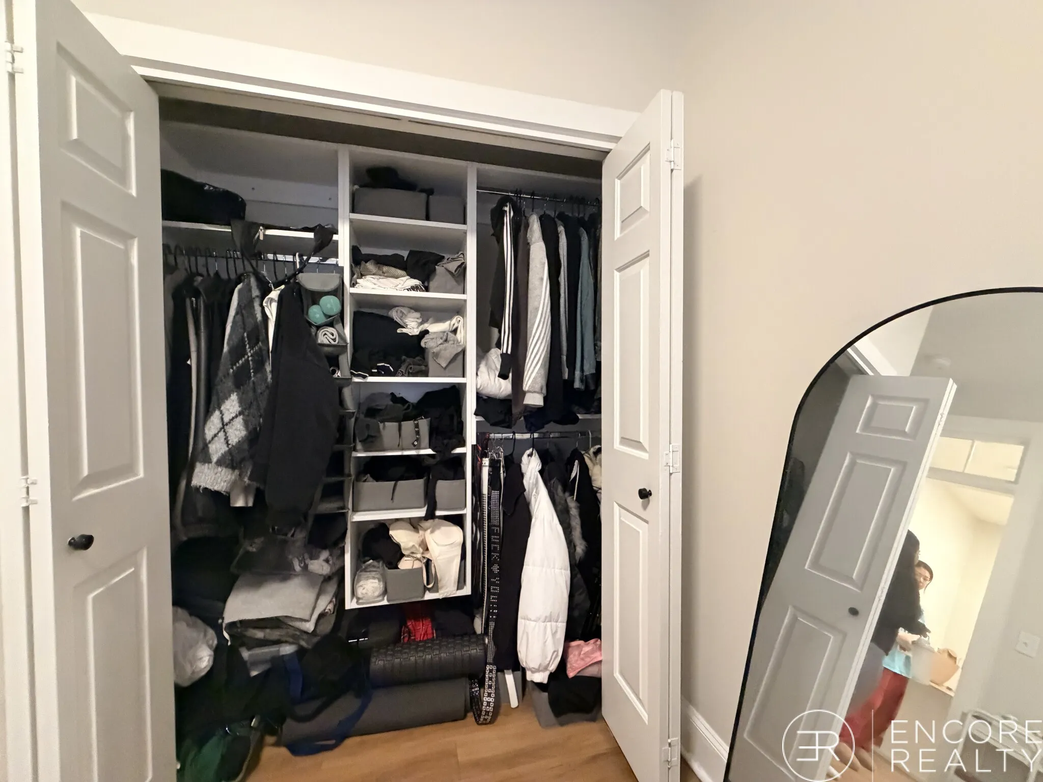 3 bed, 1 bath apartment for rent at 833 Beacon St Unit 204, Fenway — photo 18 of 33