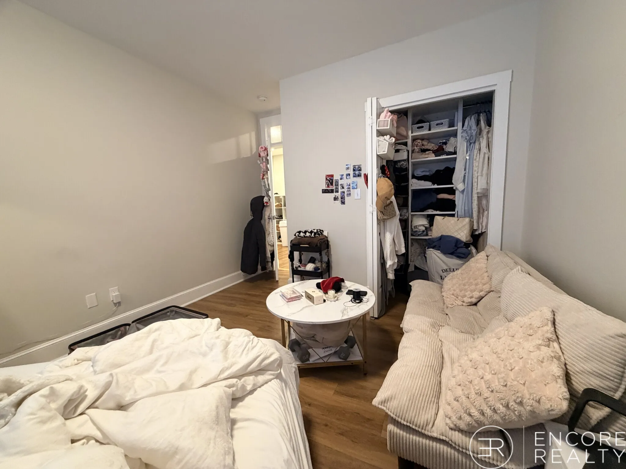 3 bed, 1 bath apartment for rent at 833 Beacon St Unit 204, Fenway — photo 9 of 33