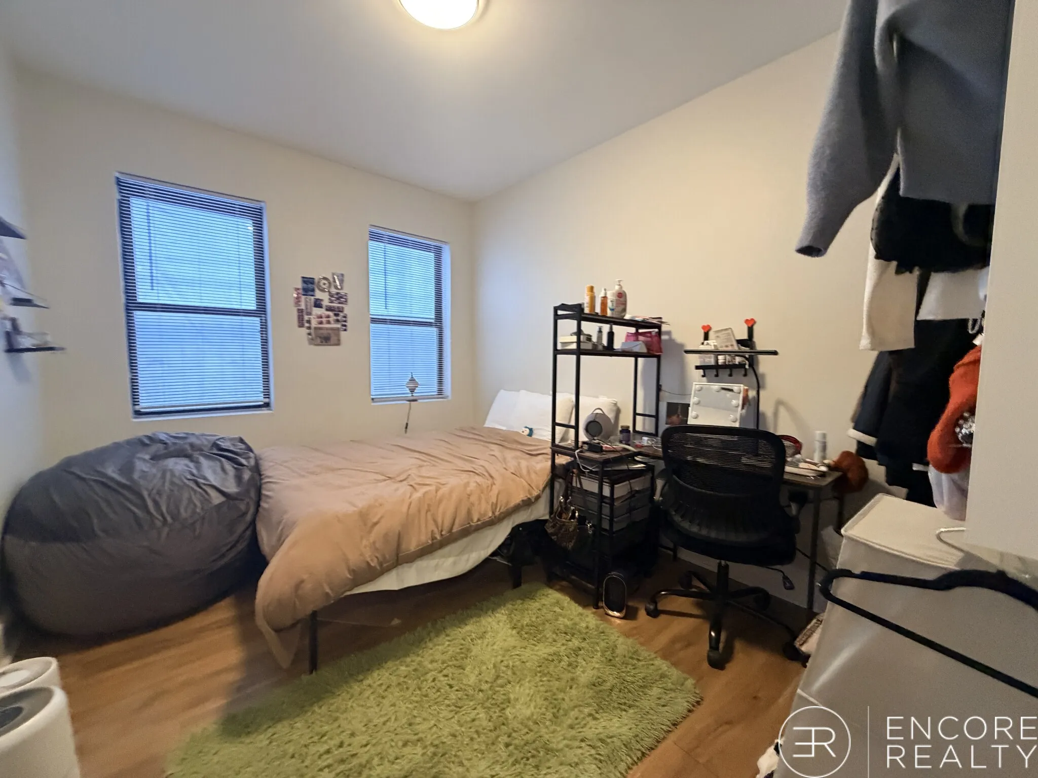 3 bed, 1 bath apartment for rent at 833 Beacon St Unit 204, Fenway — photo 13 of 33