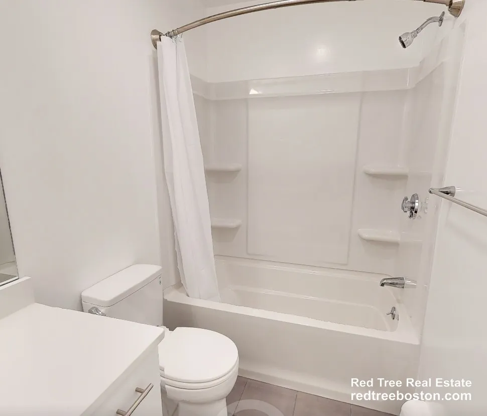 2 bed, 1 bath apartment for rent at 833 Beacon St Unit 206, Fenway — photo 6 of 7