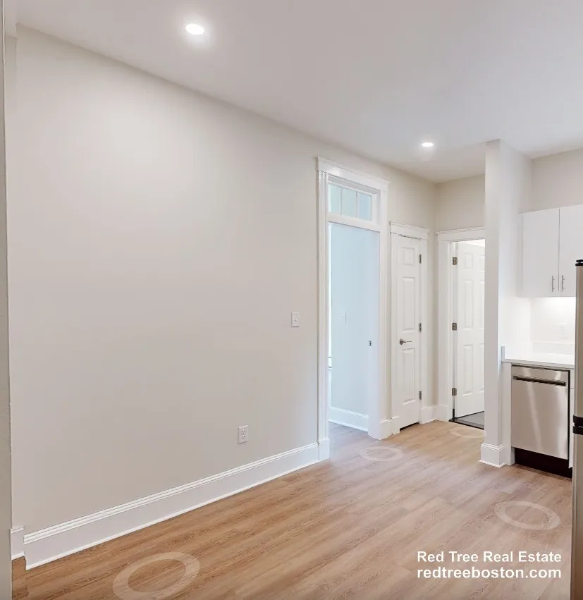 2 bed, 1 bath apartment for rent at 833 Beacon St Unit 206, Fenway — photo 4 of 7