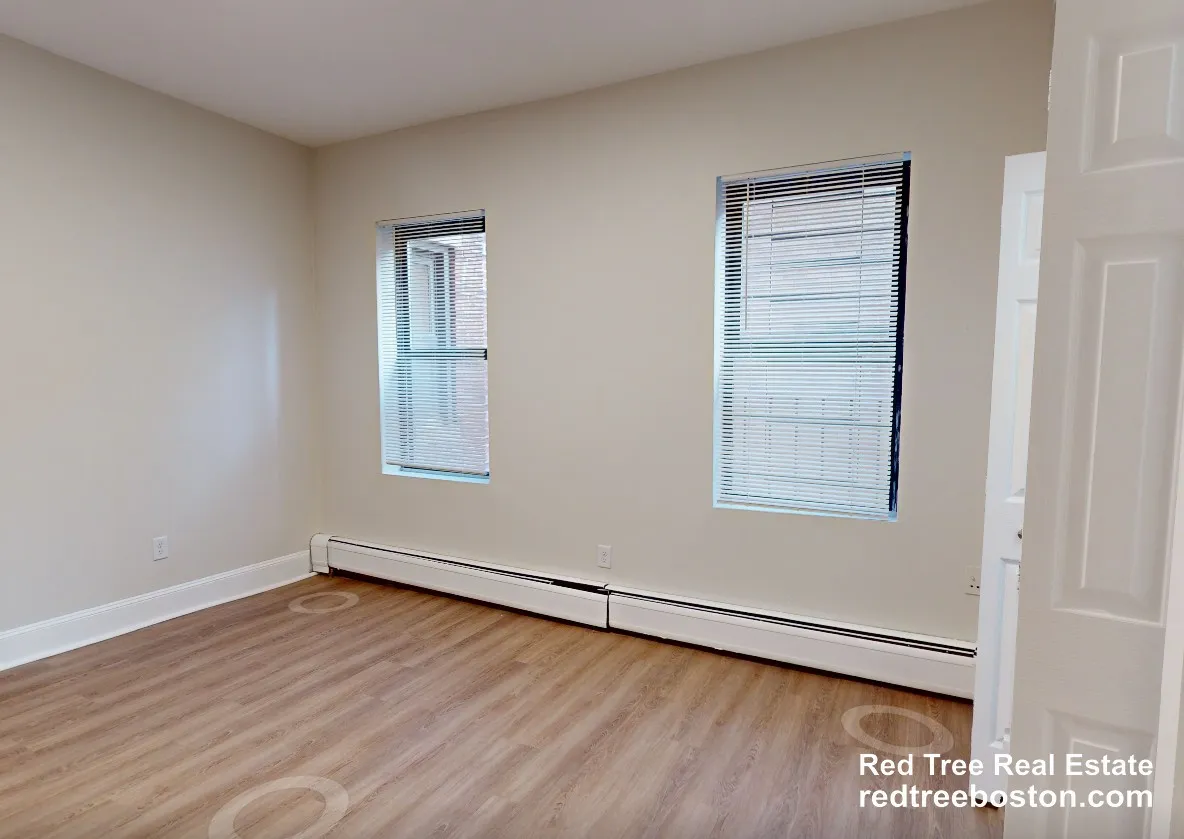 2 bed, 1 bath apartment for rent at 833 Beacon St Unit 206, Fenway — photo 5 of 7