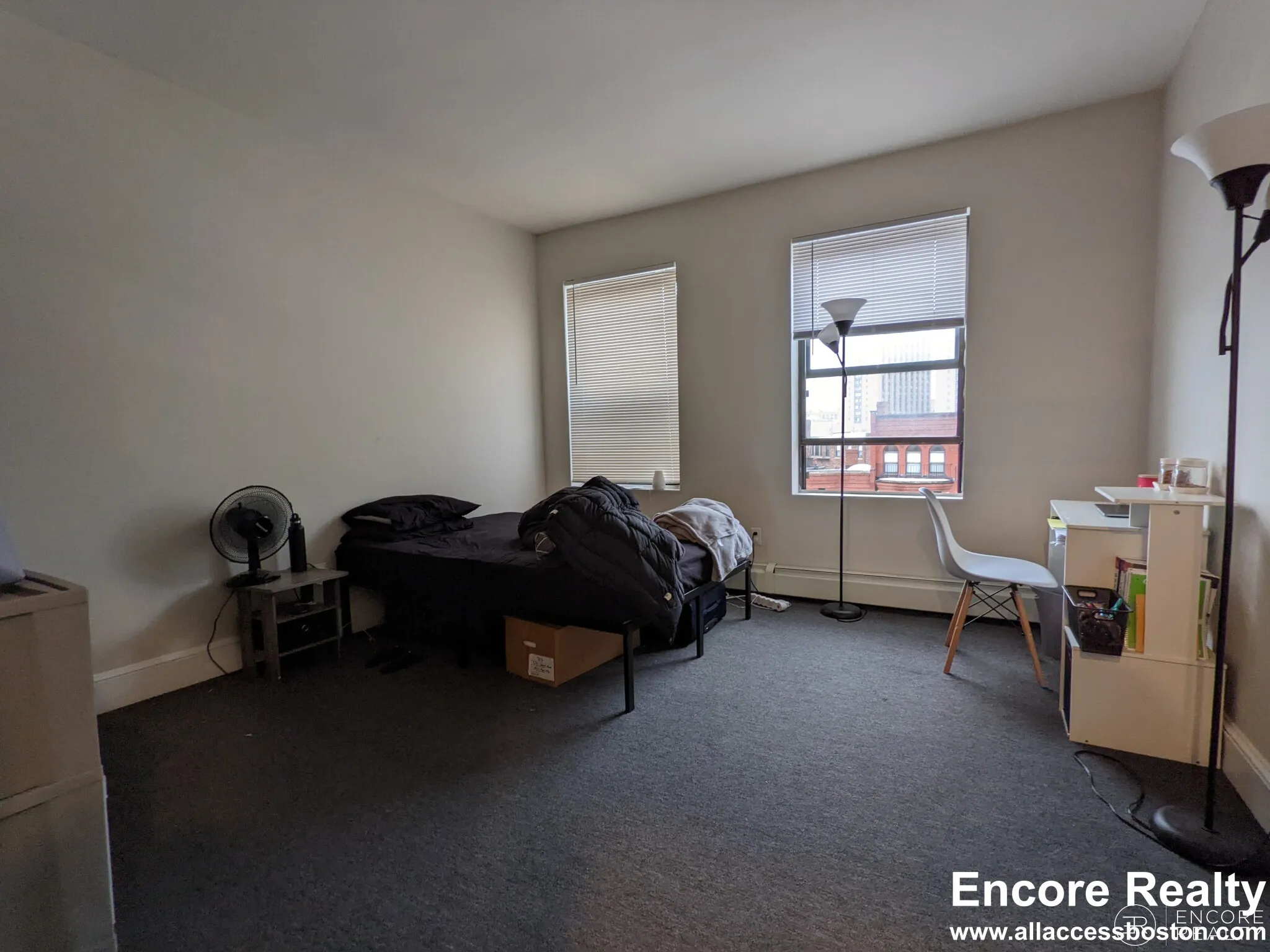 3 bed, 1 bath apartment for rent at 833 Beacon St Unit 502, Fenway — photo 7 of 23