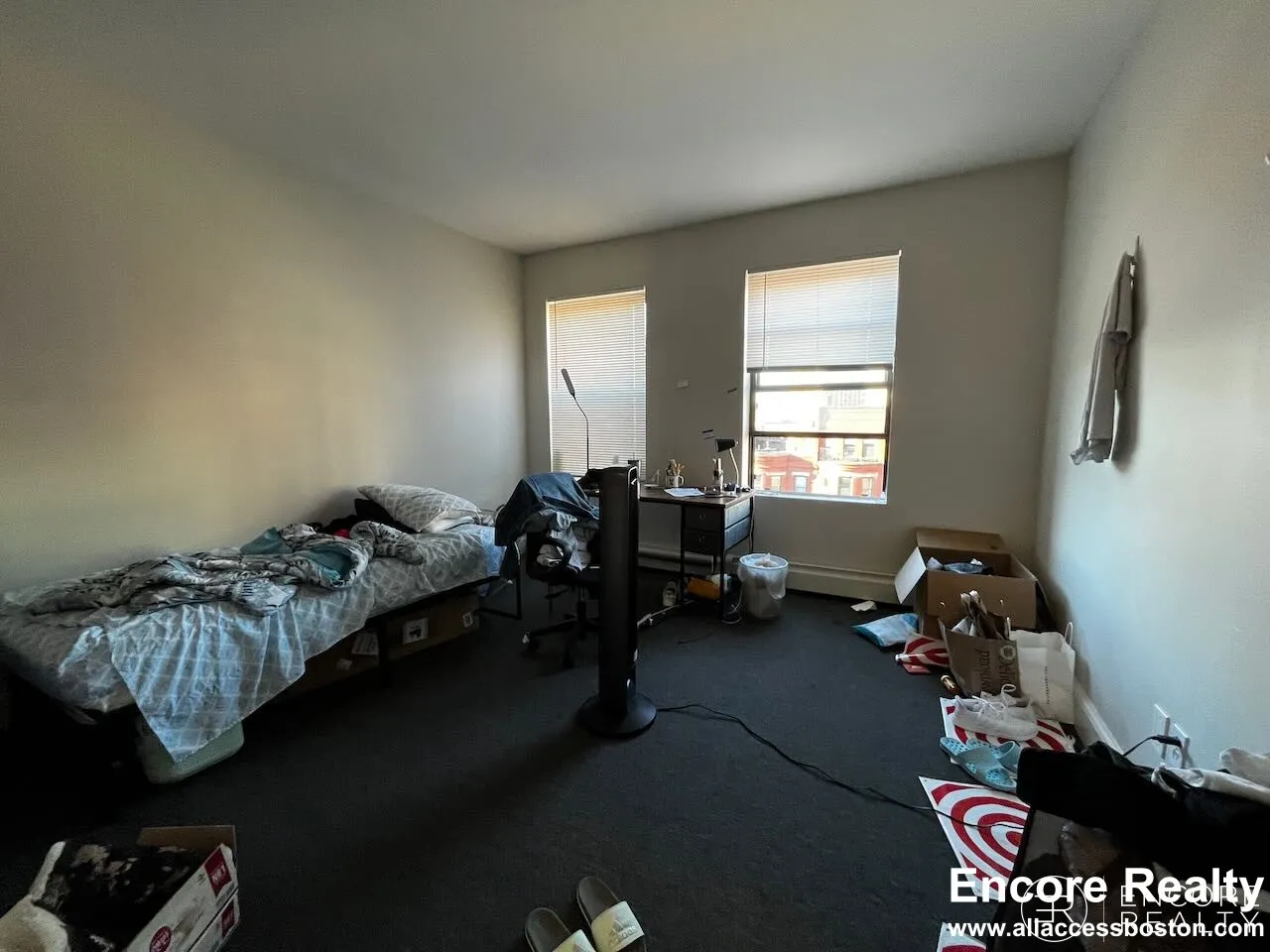 3 bed, 1 bath apartment for rent at 833 Beacon St Unit 502, Fenway — photo 16 of 23
