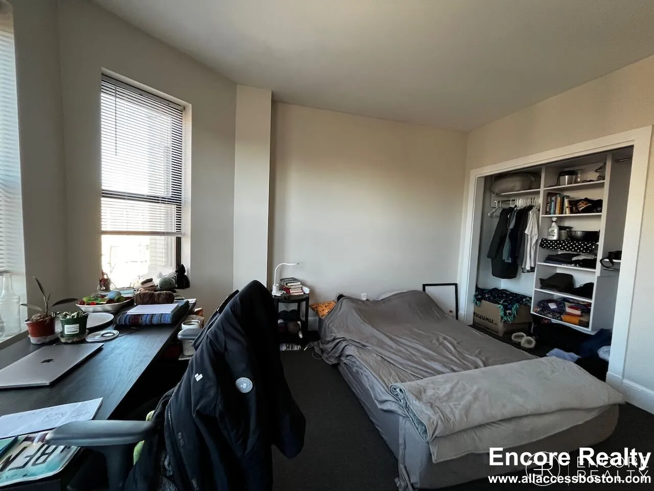 3 bed, 1 bath apartment for rent at 833 Beacon St Unit 502, Fenway — photo 11 of 23