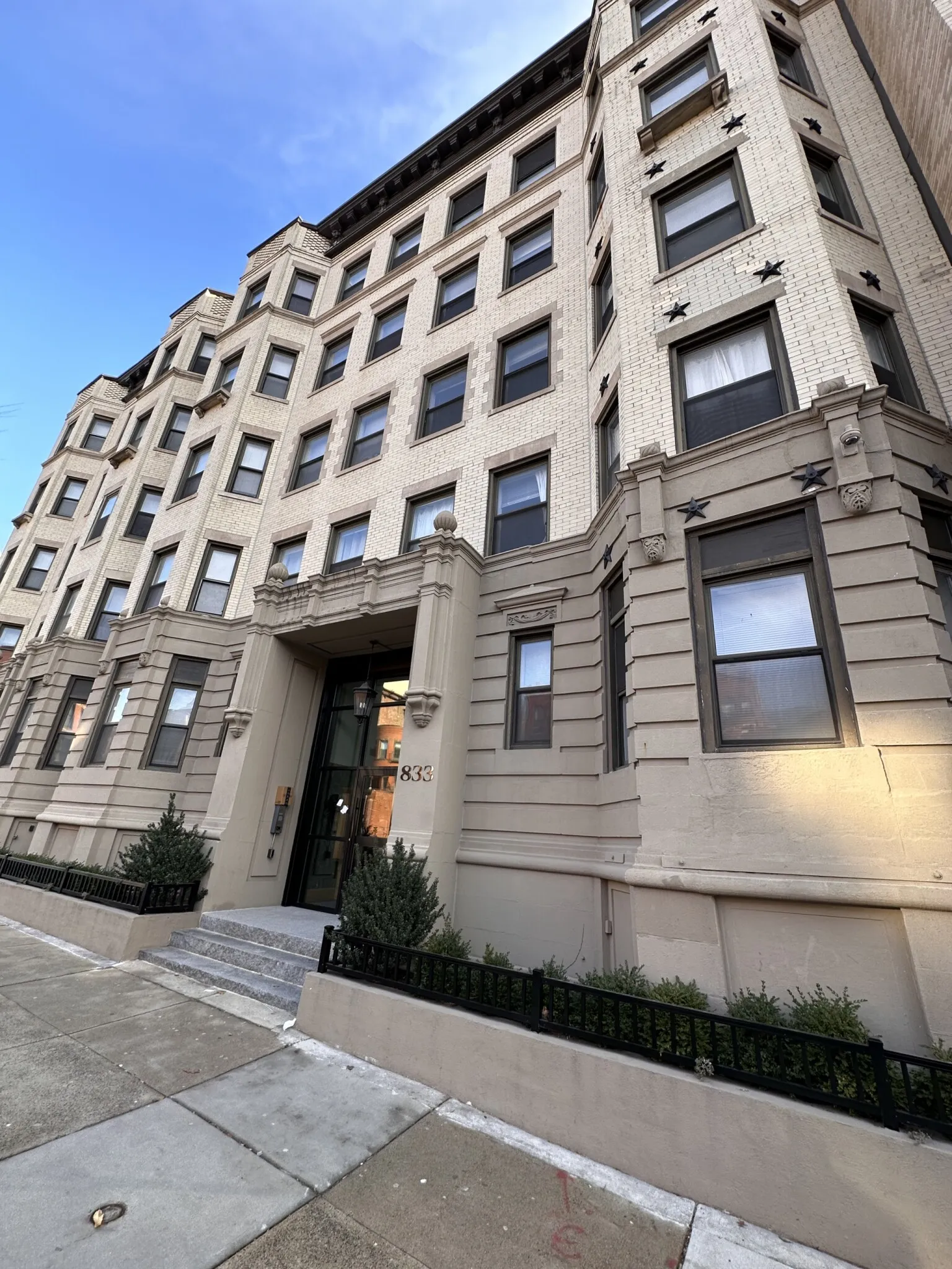 Studio bed, 1 bath apartment for rent at 833 Beacon St Unit 505, Fenway — photo 11 of 14