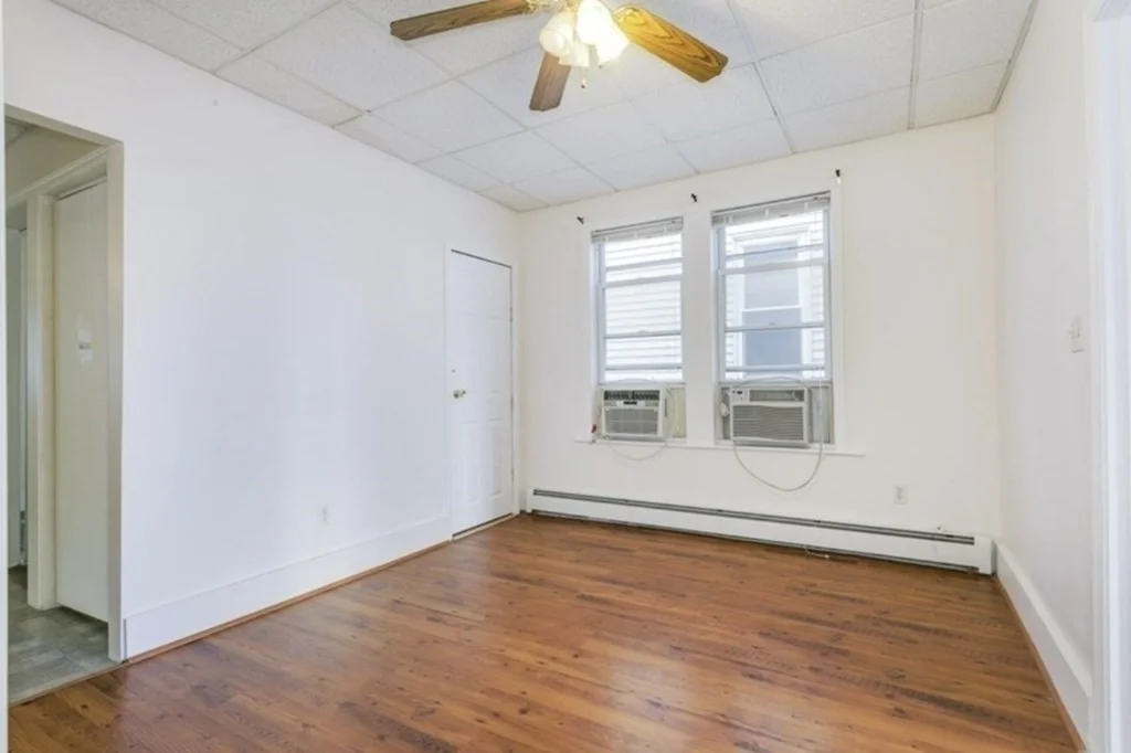 2 bed, 1 bath apartment for rent at 835 E 2nd St Unit 1, South Boston — photo 5 of 9