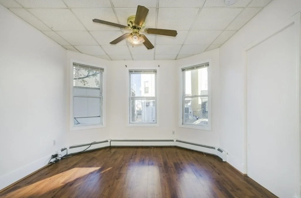2 bed, 1 bath apartment for rent at 835 E 2nd St Unit 1, South Boston — photo 3 of 9