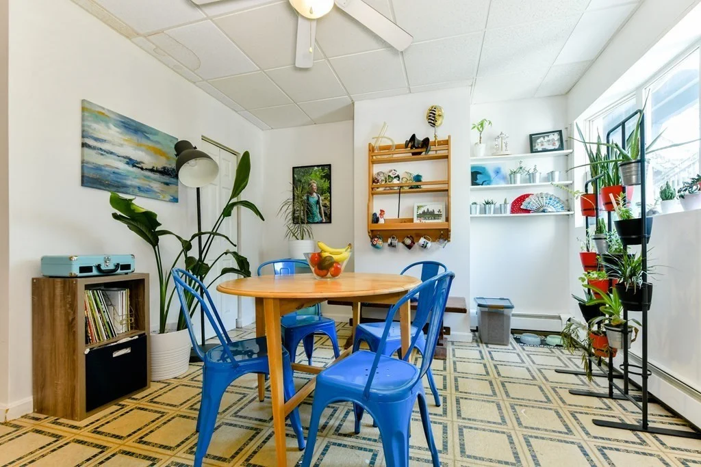 4 bed, 2 bath apartment for rent at 835 E 2nd Unit 2, South Boston — photo 6 of 19