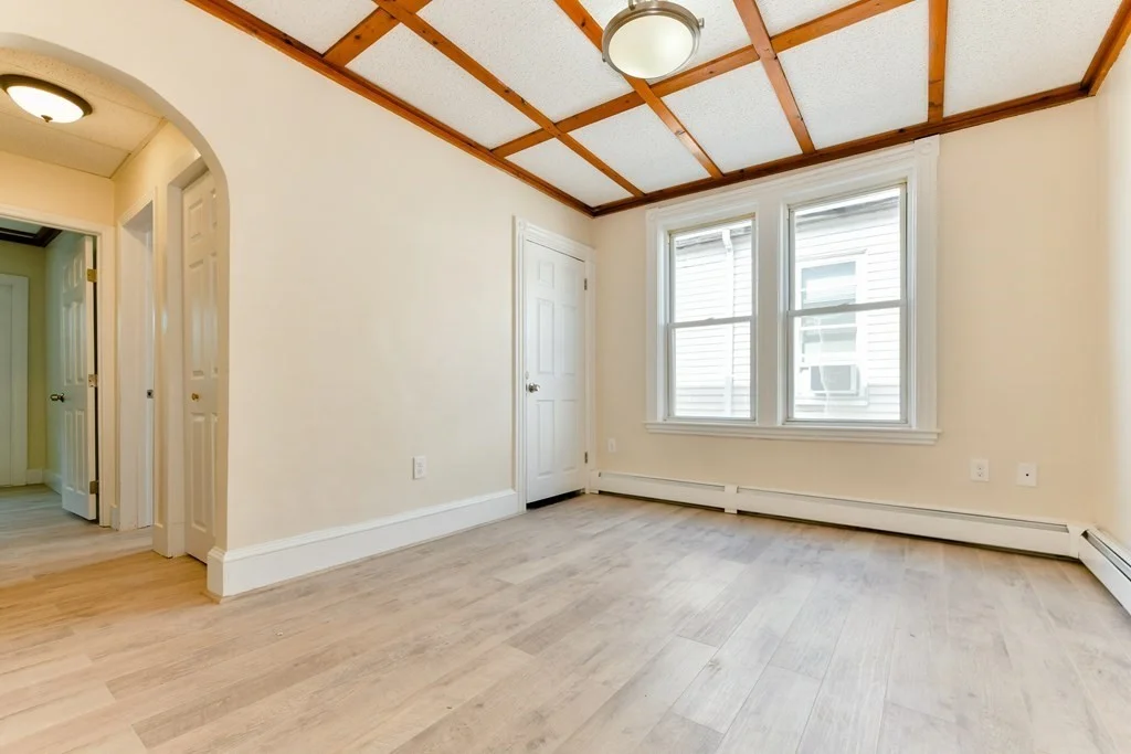 4 bed, 2 bath apartment for rent at 835 E 2nd Unit 2, South Boston — photo 14 of 19