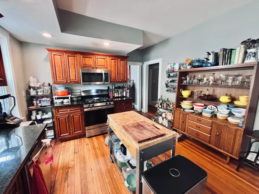 3 bed, 1 bath apartment for rent at 835 Fellsway Unit 1, Medford