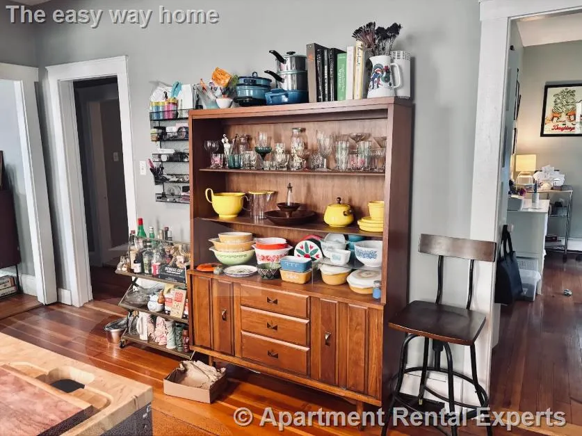 3 bed, 1 bath apartment for rent at 835 Fellsway, Wellington — photo 2 of 23