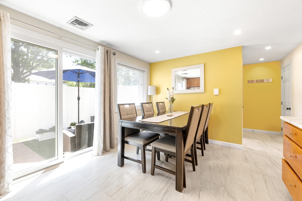 2 bed, 1 bath apartment for rent at 835 Mount Hope St Unit 19, North Attleboro — photo 5 of 19