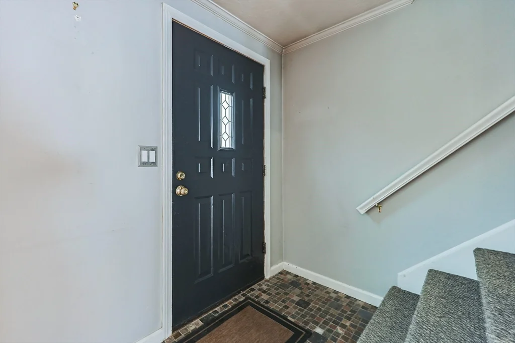 3 bed, 1 bath apartment for rent at 835 Mount Hope St Unit 40, North Attleboro — photo 17 of 40